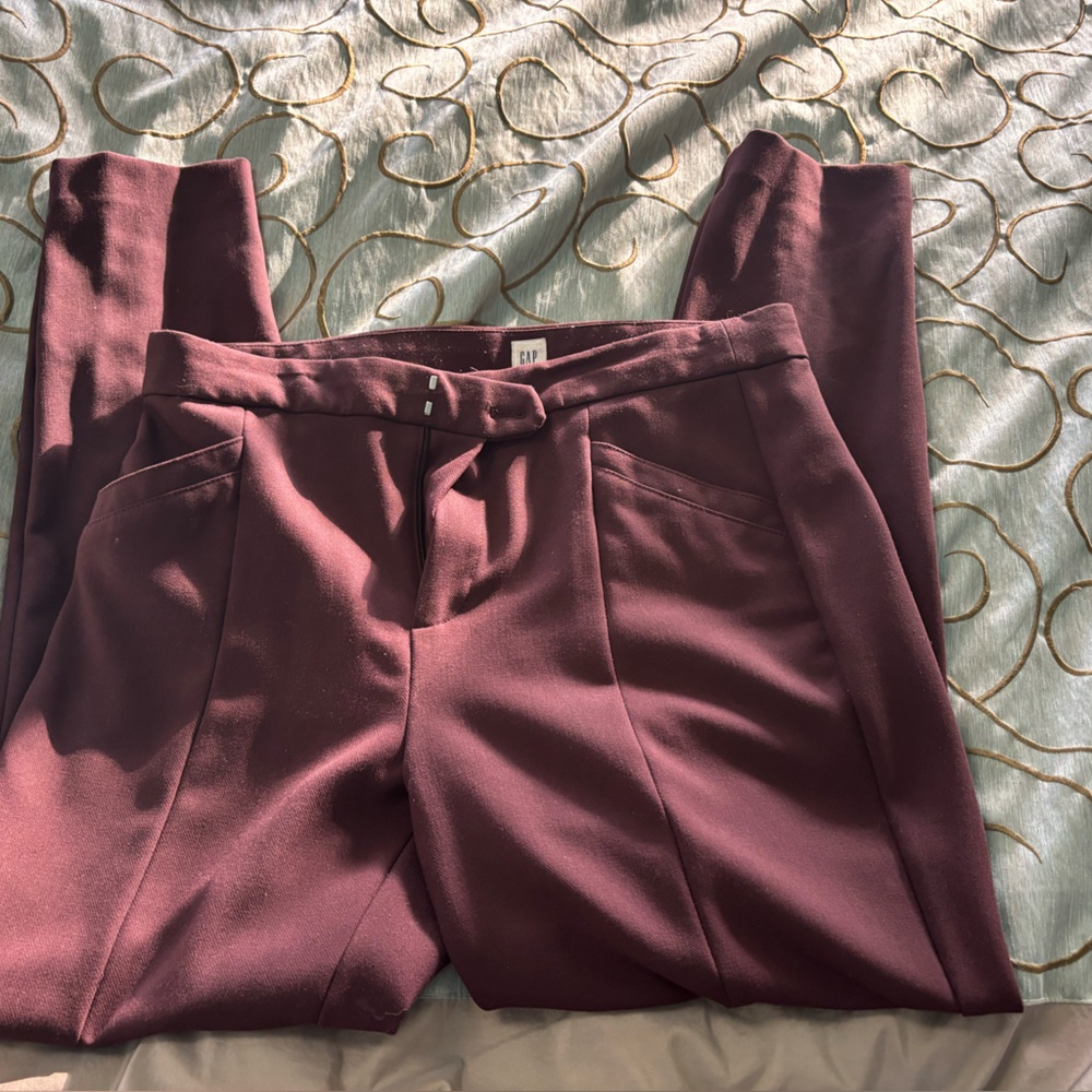 Gap Chic Burgundy Trousers in size 10